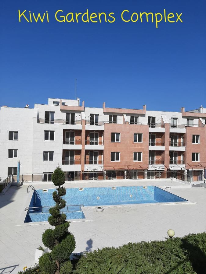 Apartment-Studio Daisy In Kiwi Gardens Complex Byala  Esterno foto