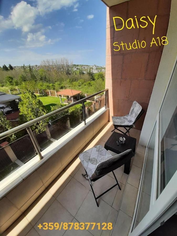 Apartment-Studio Daisy In Kiwi Gardens Complex Byala  Esterno foto